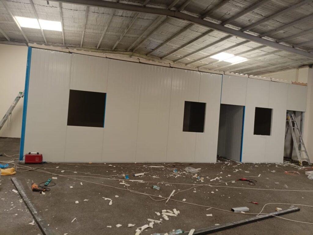 توريد وتركيب ساندوتش بانل في جميع أحياء الرياض